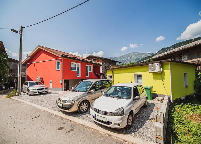 Cuderland -cukr * קובאריד